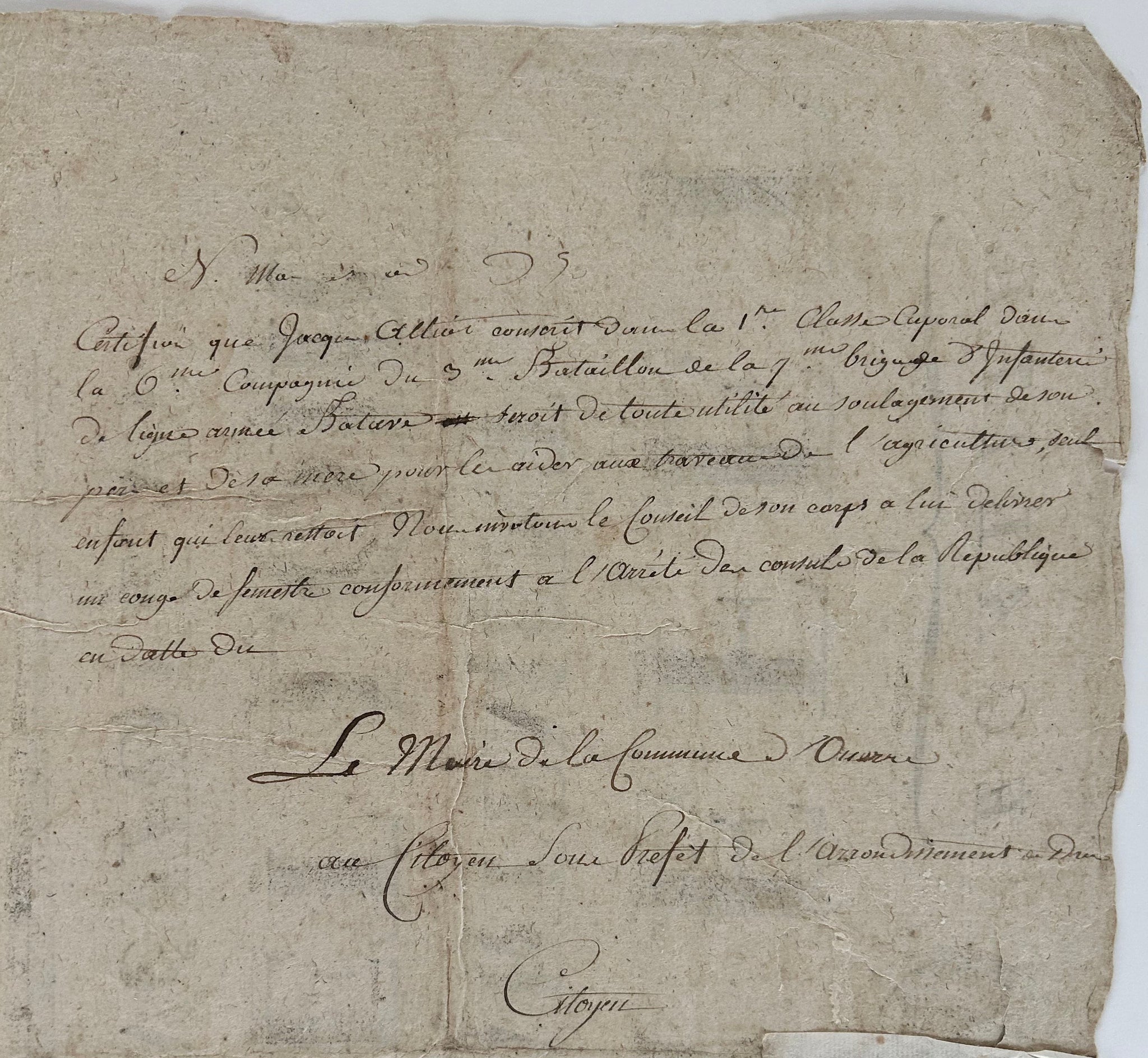 Le Préfet du Département d'Eure et Loir, relatant à ses concitoyens le 5 nivôse an 9 de la République (26 décembre 1800), la tentative d'assassinat de Napoléon.  1800.