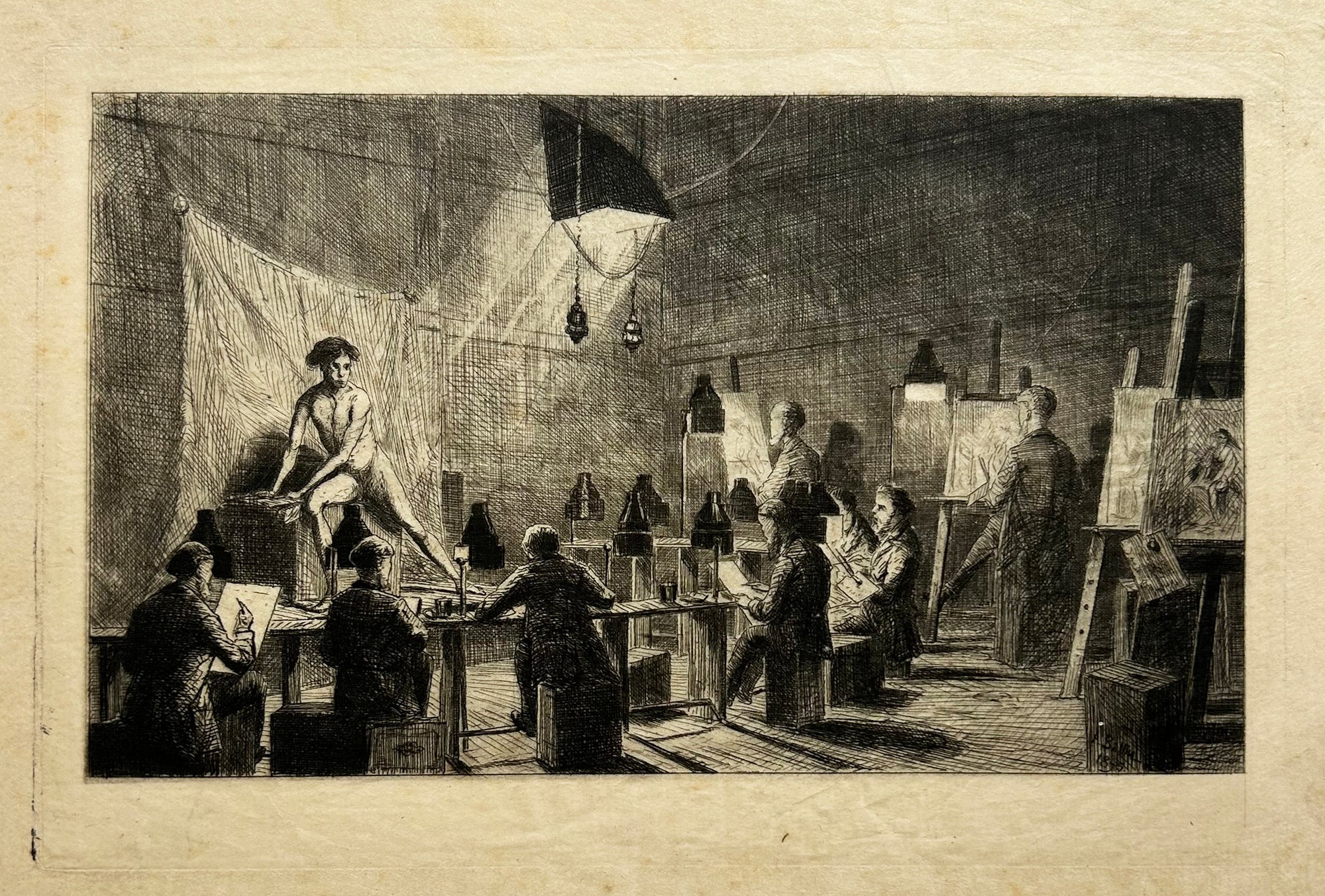 Auguste BALLIN - Atelier de dessinateurs. Modèle masculin nu dessiné à la lumière d'une lampe par un cours de dessin d'après modèle vivant. 1895. Gravure.