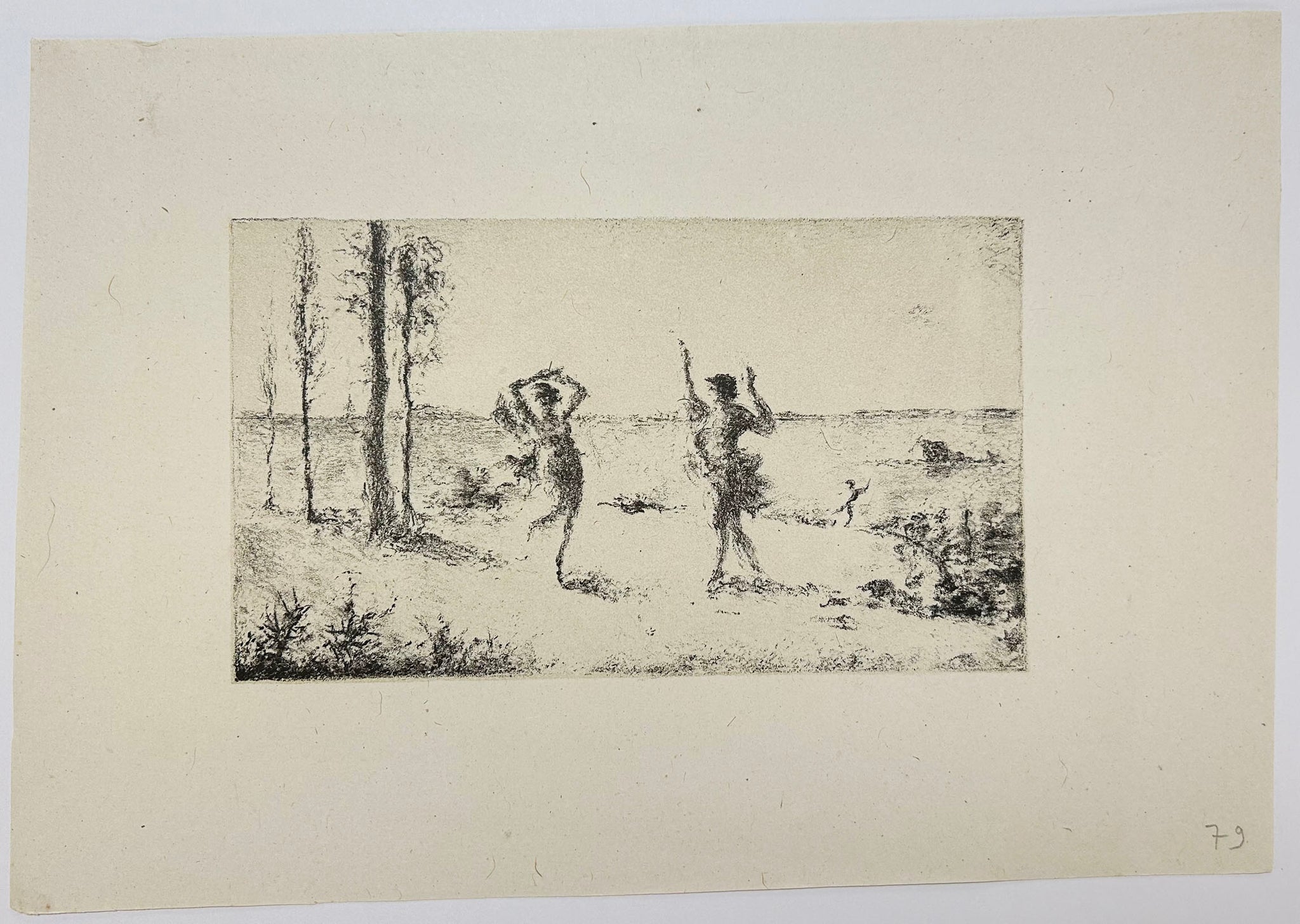 Petit couple dansant sur une plage.