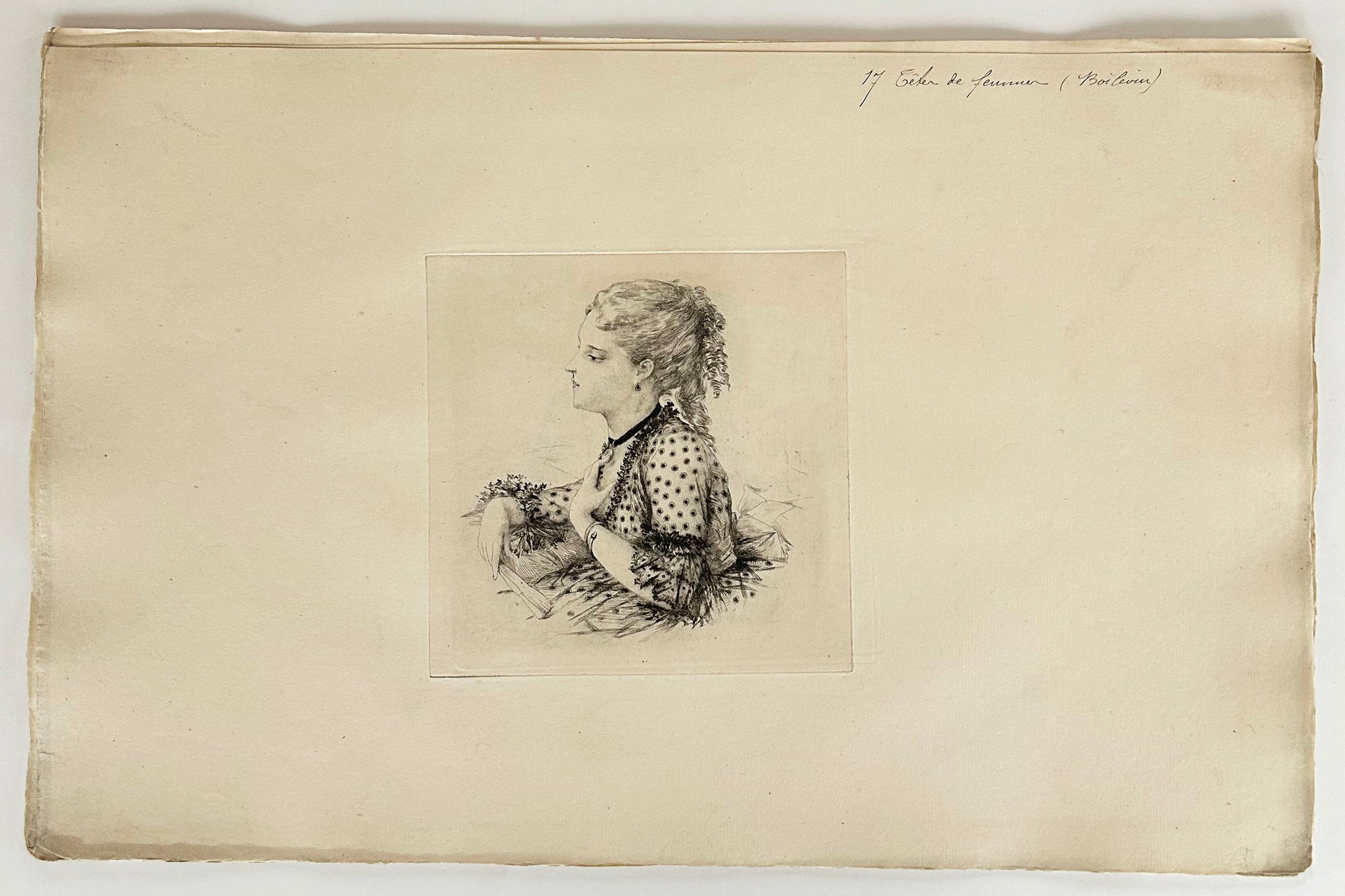 Douze têtes de femmes, décors d'assiettes pour la fabrique d'Haviland.  c.1870.