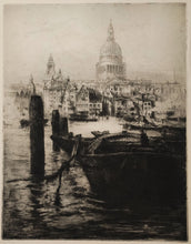 Charger l'image dans la galerie, Vue de la Cathédrale St Paul depuis la Tamise (Londres).  1918.