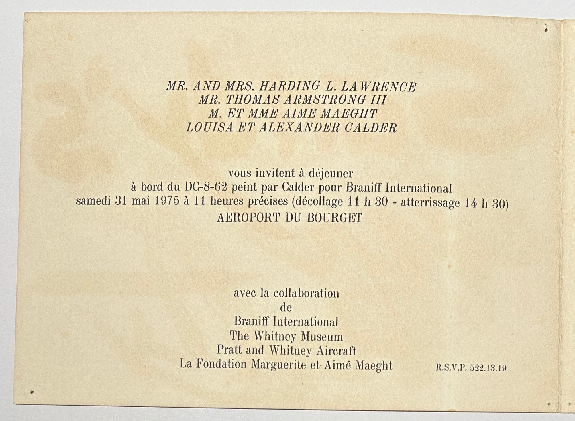 Sandy’s Air Party 1975. Carton d'invitation au déjeuner à bord du DC-8-62 peint par Calder pour Braniff International, le samedi 31 mai 1975 à 11 heures précises à l'Aéroport du Bourget. Décollage à 11h30 et atterrissage à 14h30.