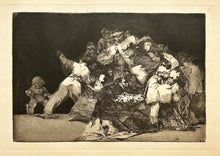 Charger l'image dans la galerie, GOYA Disparate general (Sottise générale). Unas de gato y habito de beato.  1815-1824. Gravure. Série de Los Proverbios.