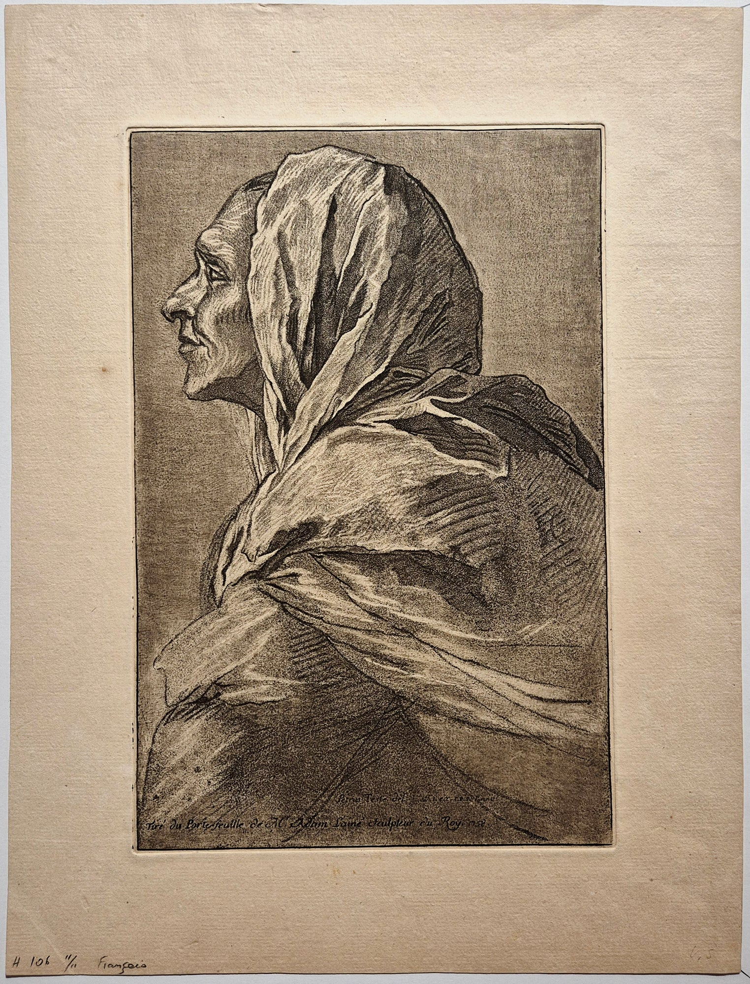 Vieille femme, un voile sur la tête. FRANCOIS Jean-Charles.