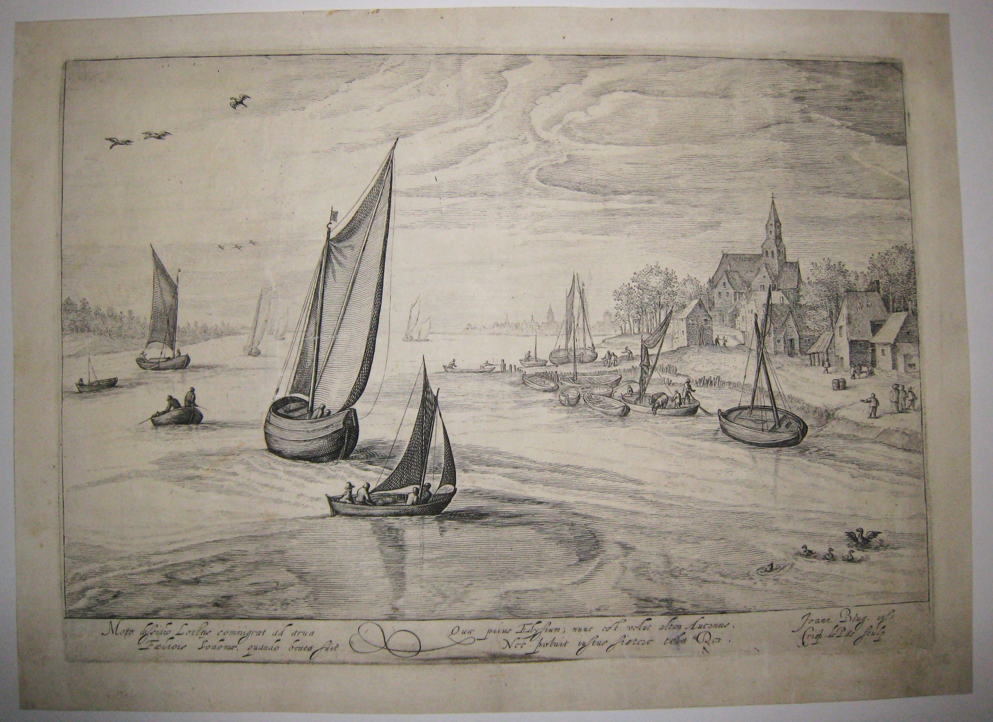 Village au bord d'une rivière.