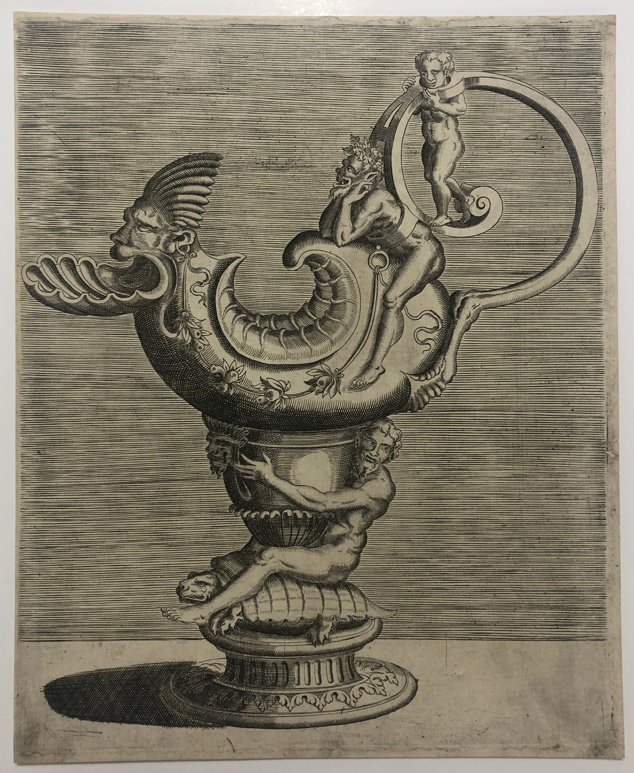 Aiguière avec le pied embrassé par un homme assis sur une tortue. c.1548.