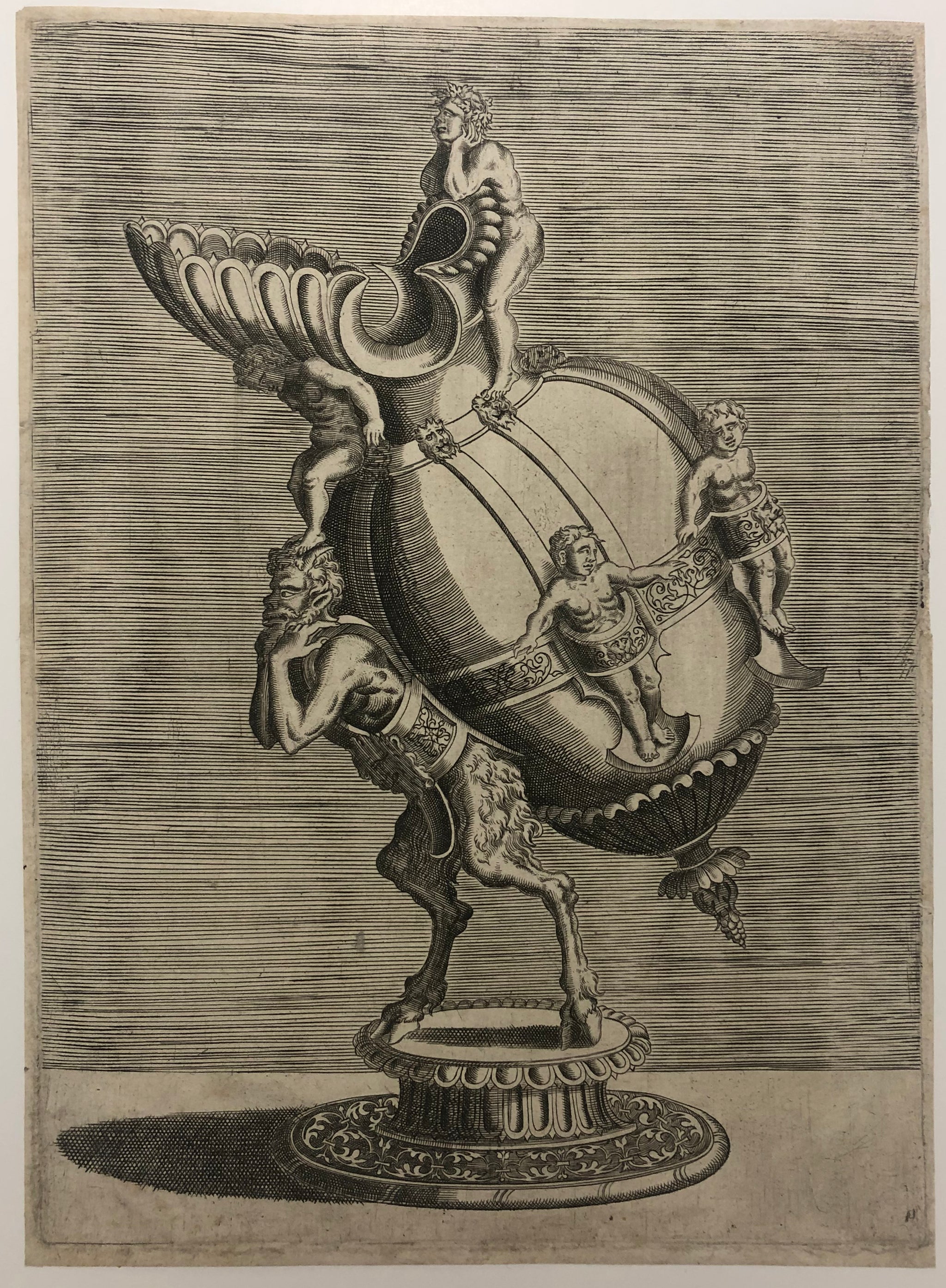 Aiguière portée par un satyre avec un ornement floral et un bec en coquillage. c.1548.