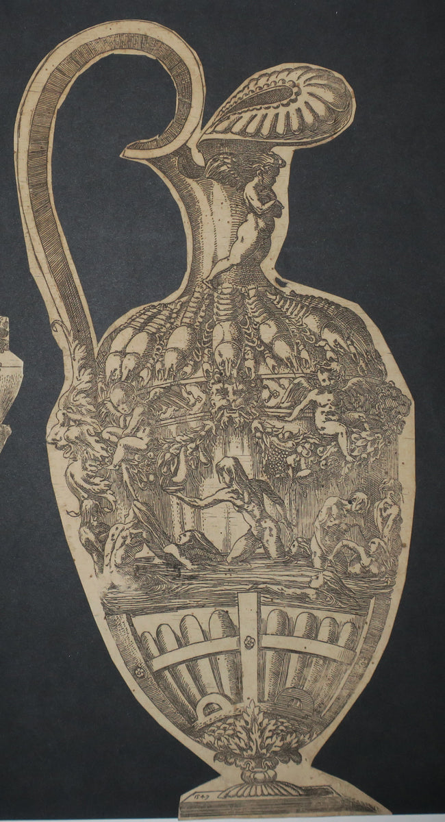 Une Aiguière & Une grande Coupe.