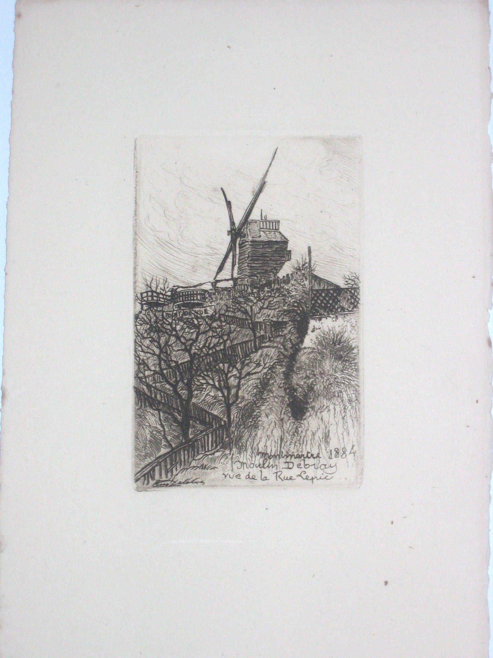 Moulin Debray, vue de la rue Lepic, à Montmartre.