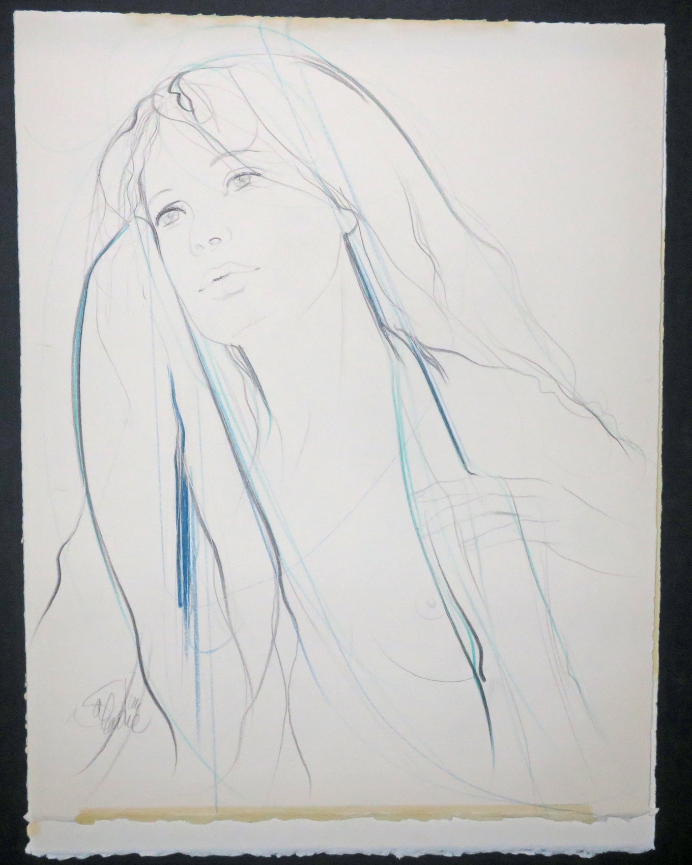 Femme nue en buste, pensive.