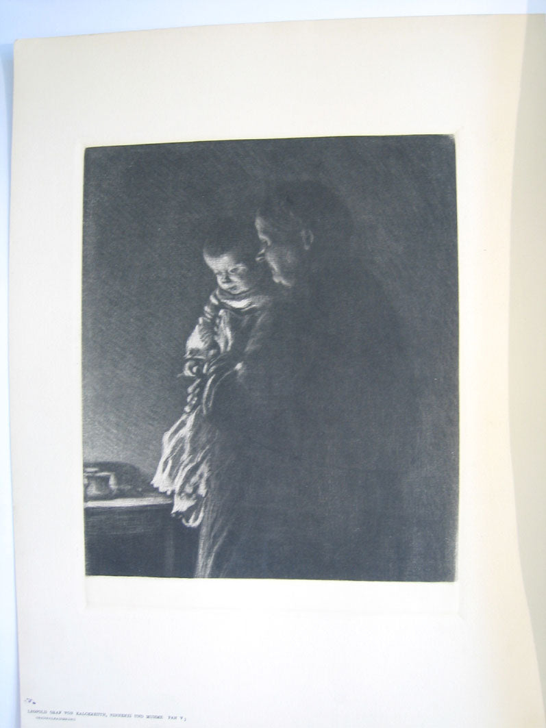 L'enfant et sa mère.