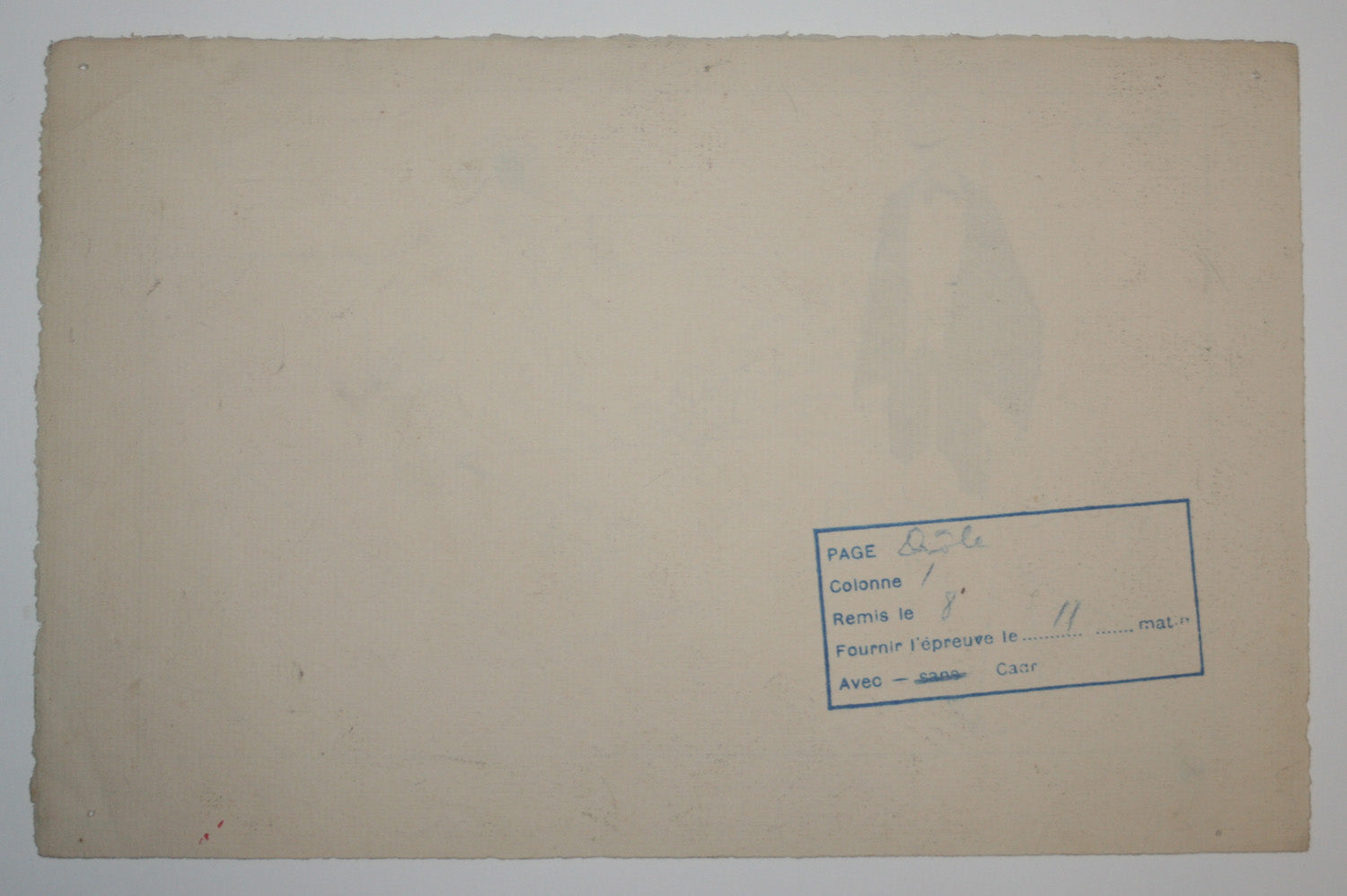 Paroles rassurantes. Oh, malheur. Je viens d'avaler un cure dent - Que Monsieur se rassure, il en reste encore quelques-uns à l'office.