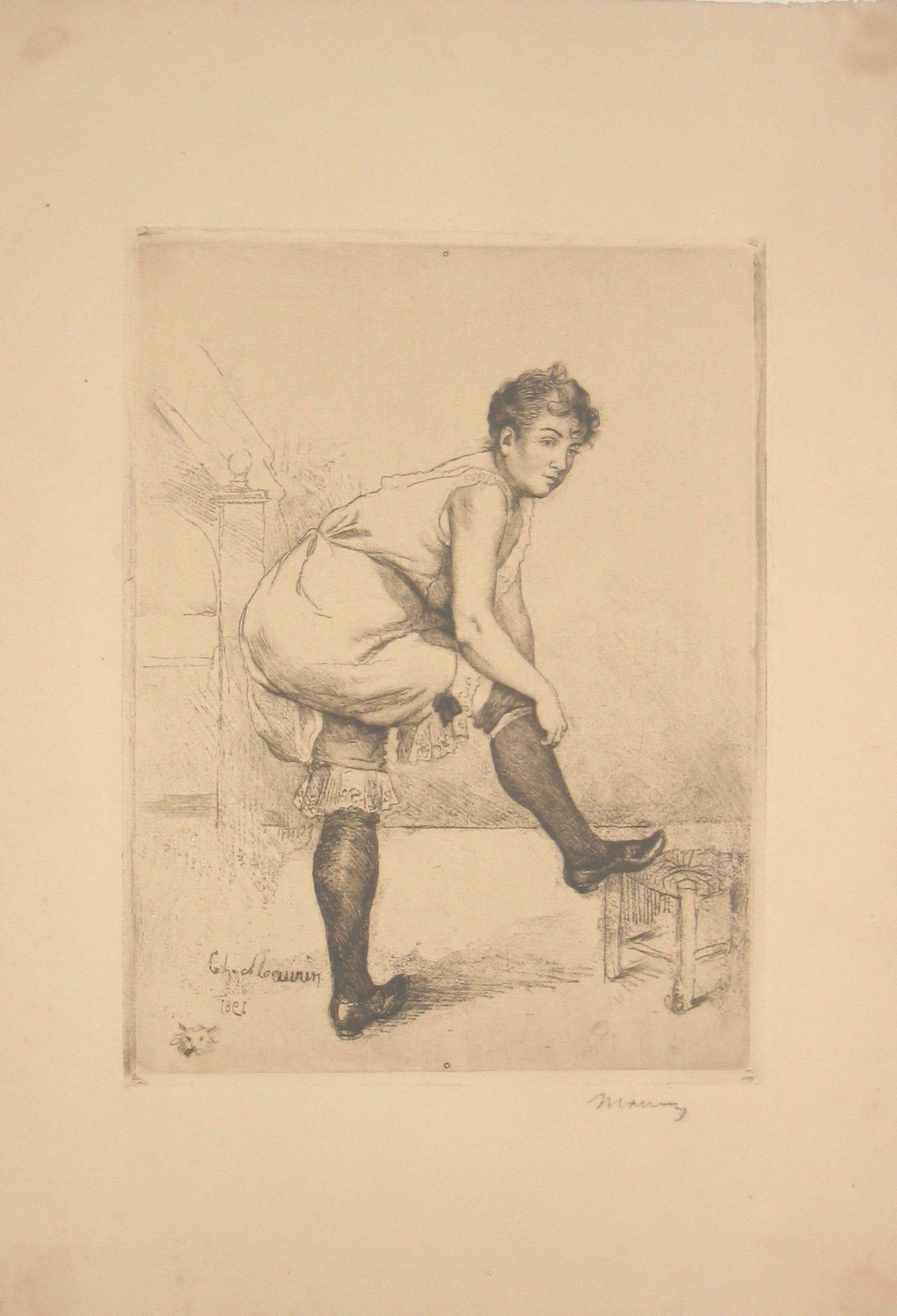 Jeune femme remontant ses bas.