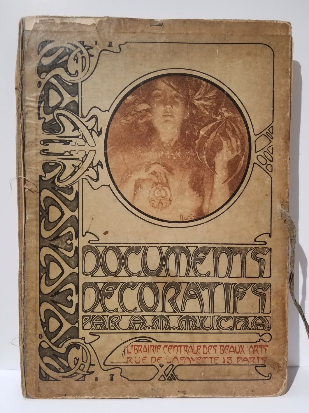 Les Documents Décoratifs. 1902.