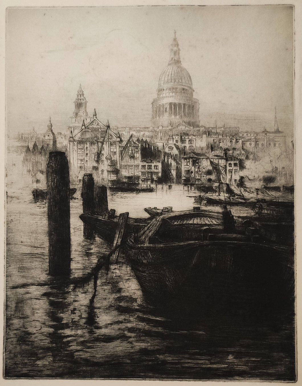 Vue de la Cathédrale St Paul depuis la Tamise (Londres).  1918.