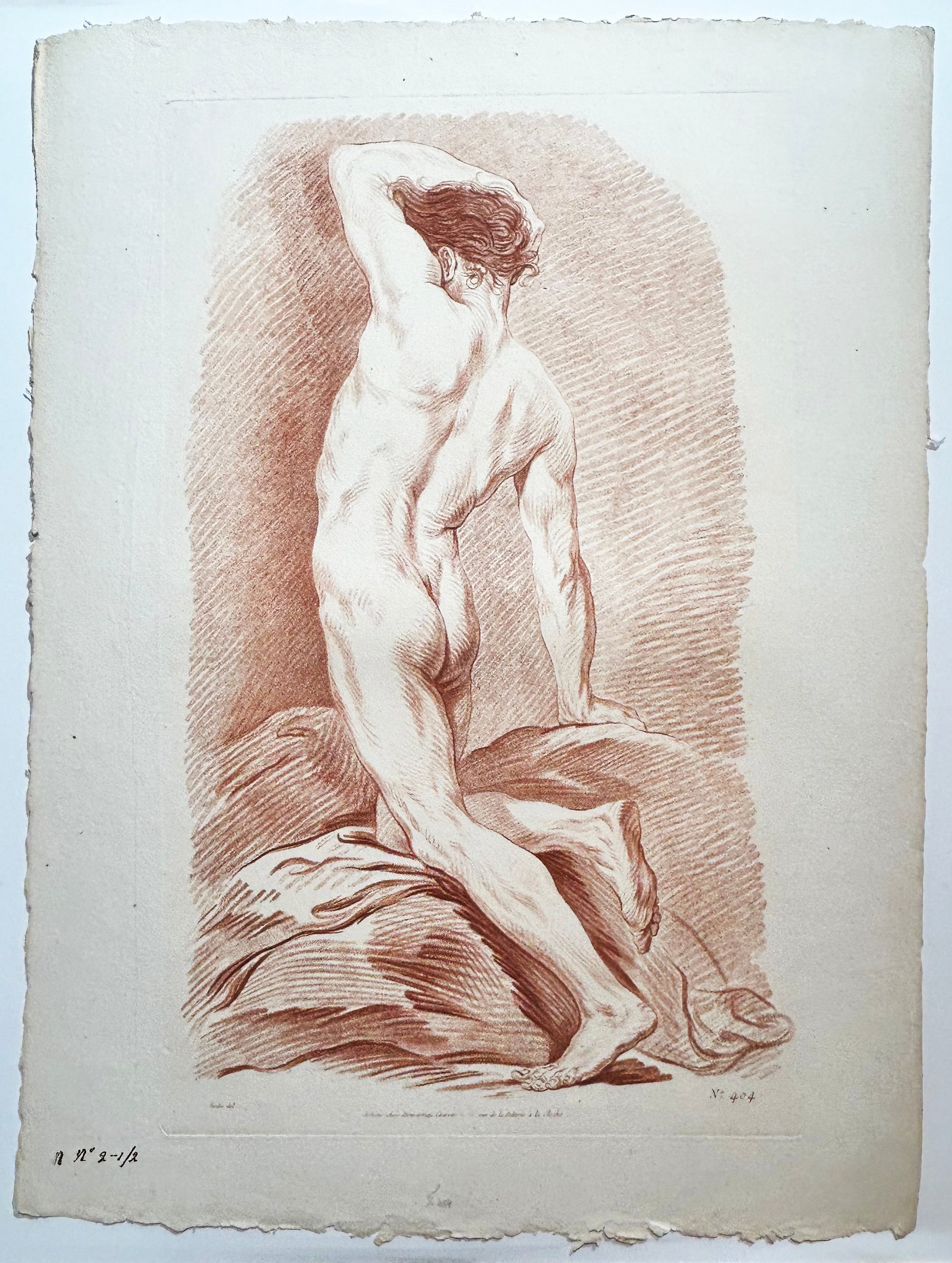 Gilles DEMARTEAU l'aîné - Homme nu, vu de dos, debout. Gravure à la manière du crayon d'après Carle Van Loo (Nice 1705 † Paris 1765), imprimée à la sanguine. 