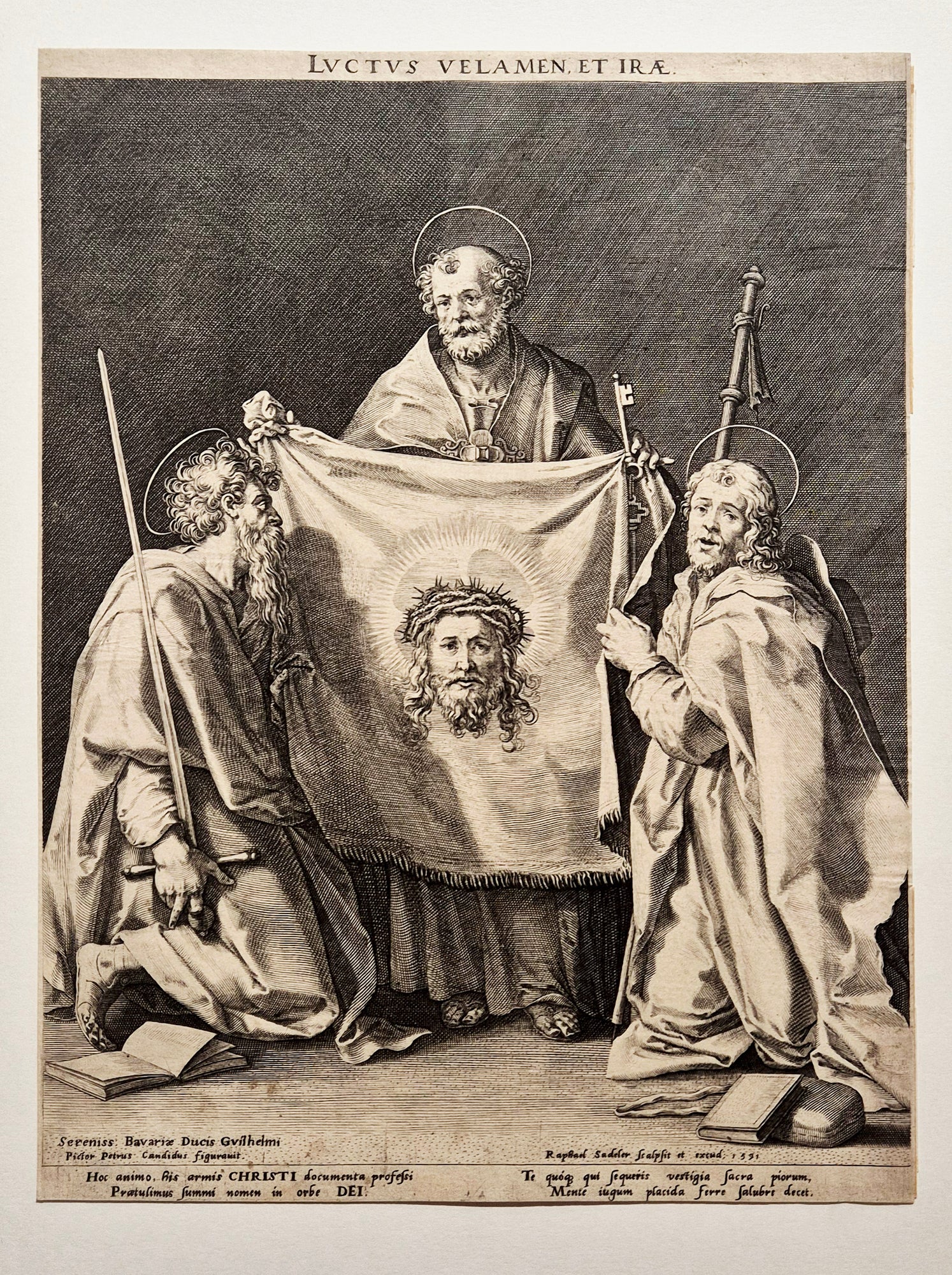 [Saint Suaire tenu par Saint Pierre, adoré par Saint Paul et Saint Jacques]. Sadeler.