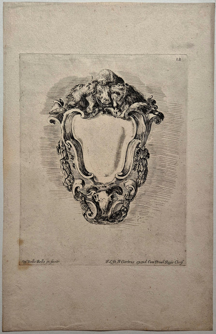 Cartouche encadrant un écusson vide. Della Bella.