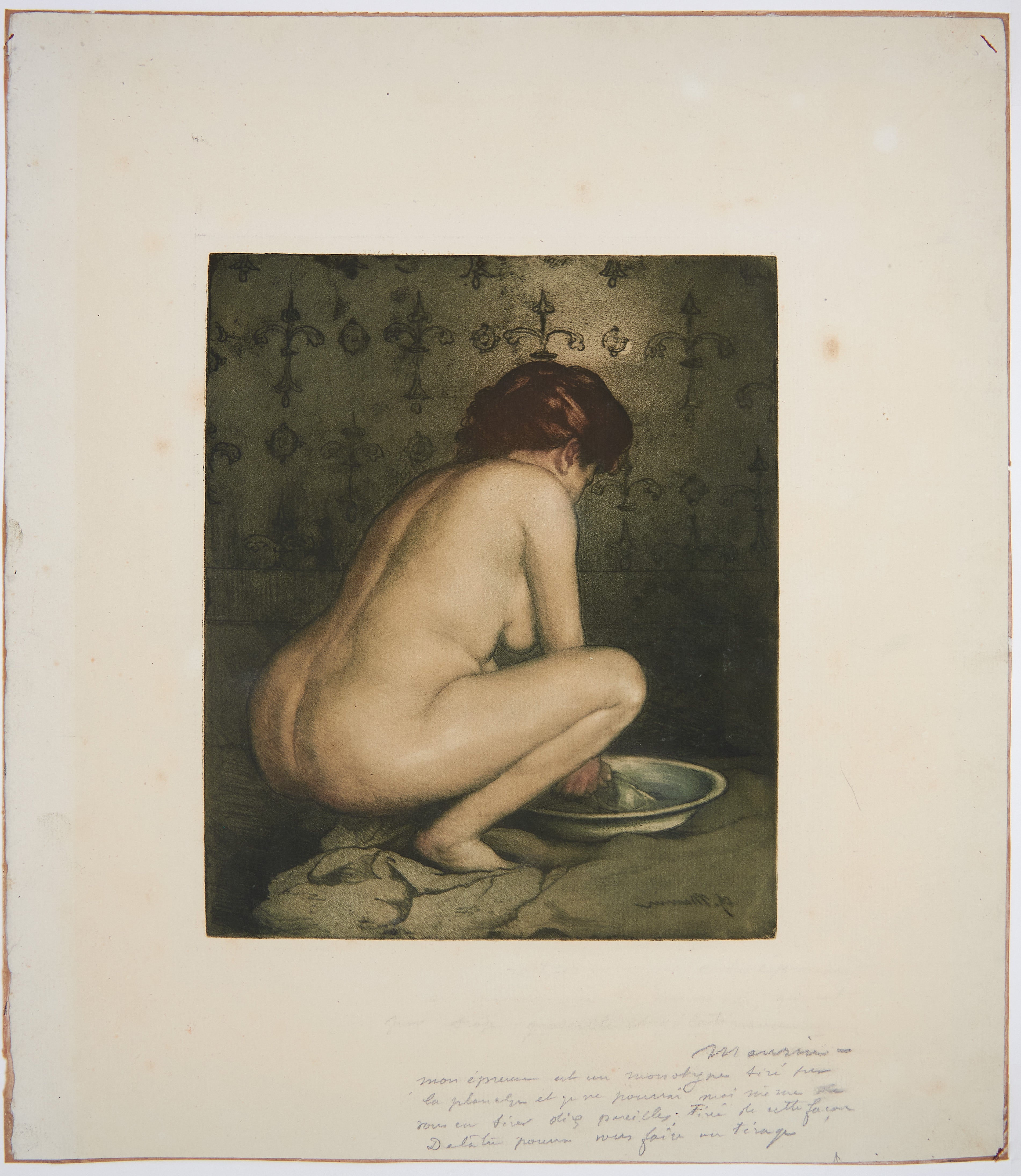 [Femme nue accroupie à sa toilette].