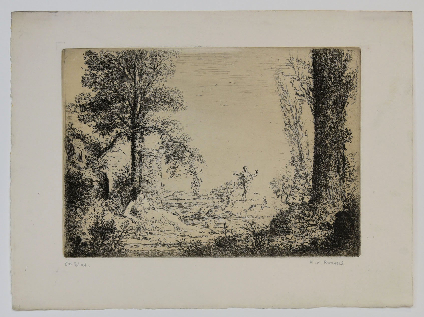 Nymphe assise accoudée au pied d’un arbre.