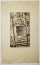 Charger l&#39;image dans la galerie, [Porte sur le canal à Venise].
