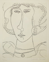 Charger l&#39;image dans la galerie, [Tête de femme portant une coiffe].  1981.
