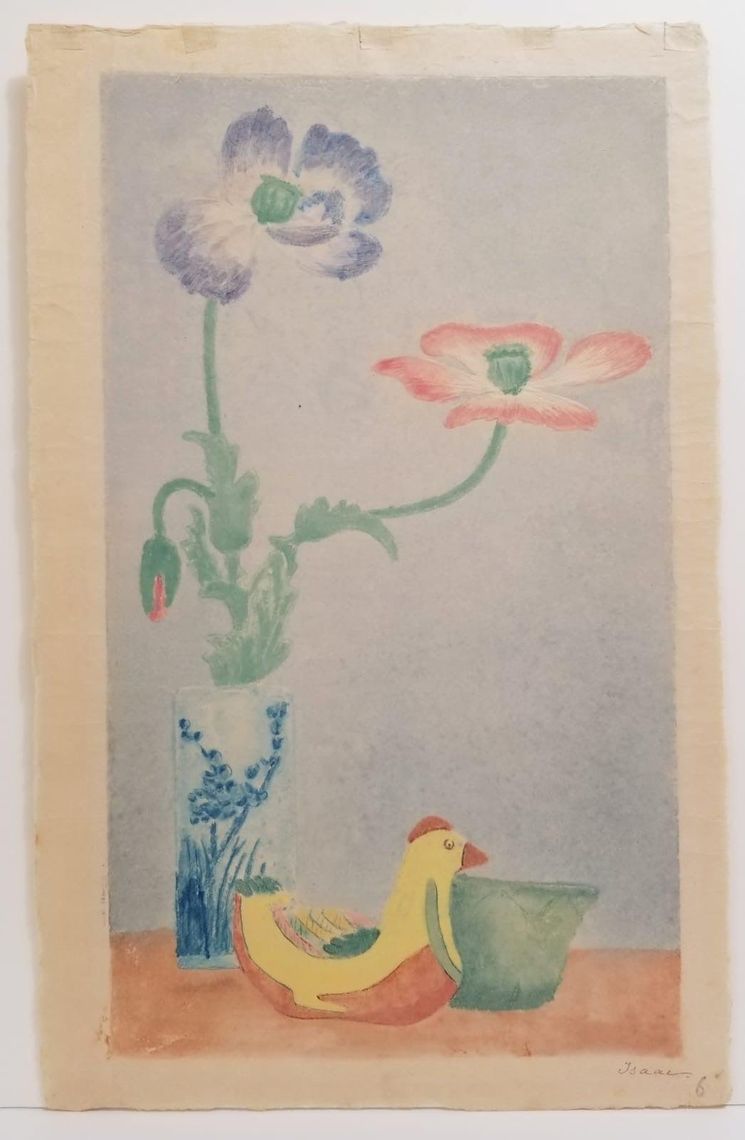 [Poule et fleurs dans un vase].