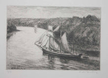 Charger l'image dans la galerie, [Deux bateaux sur une rivière traversant une forêt].
