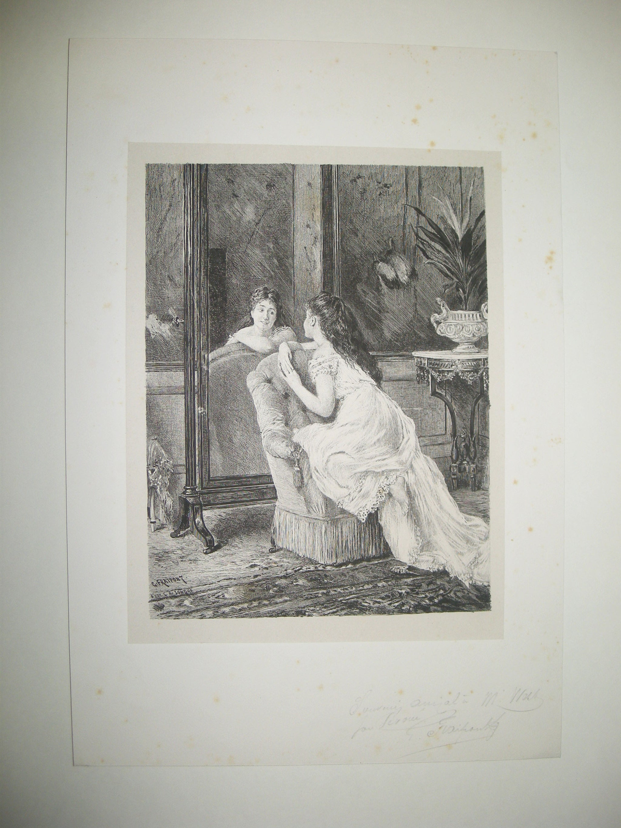[Jeune élégante assise dans un fauteuil, se regardant dans le miroir].