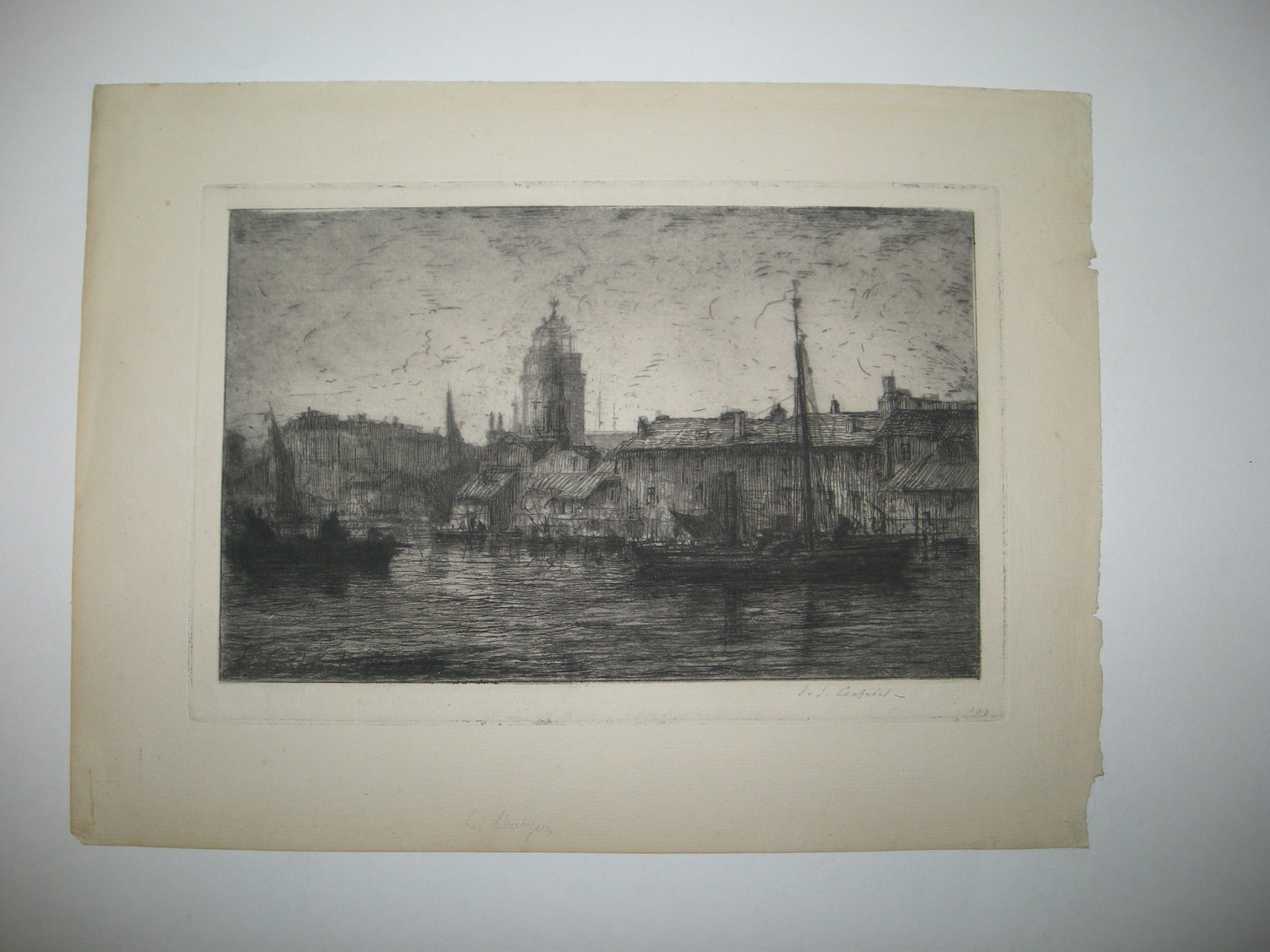 [Ville au bord de l'eau].