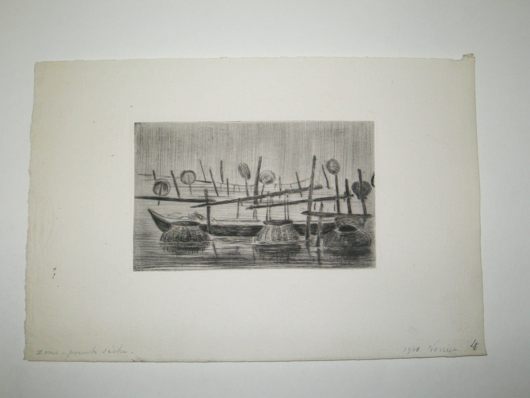 Venise [Barque entourée de calebasses].