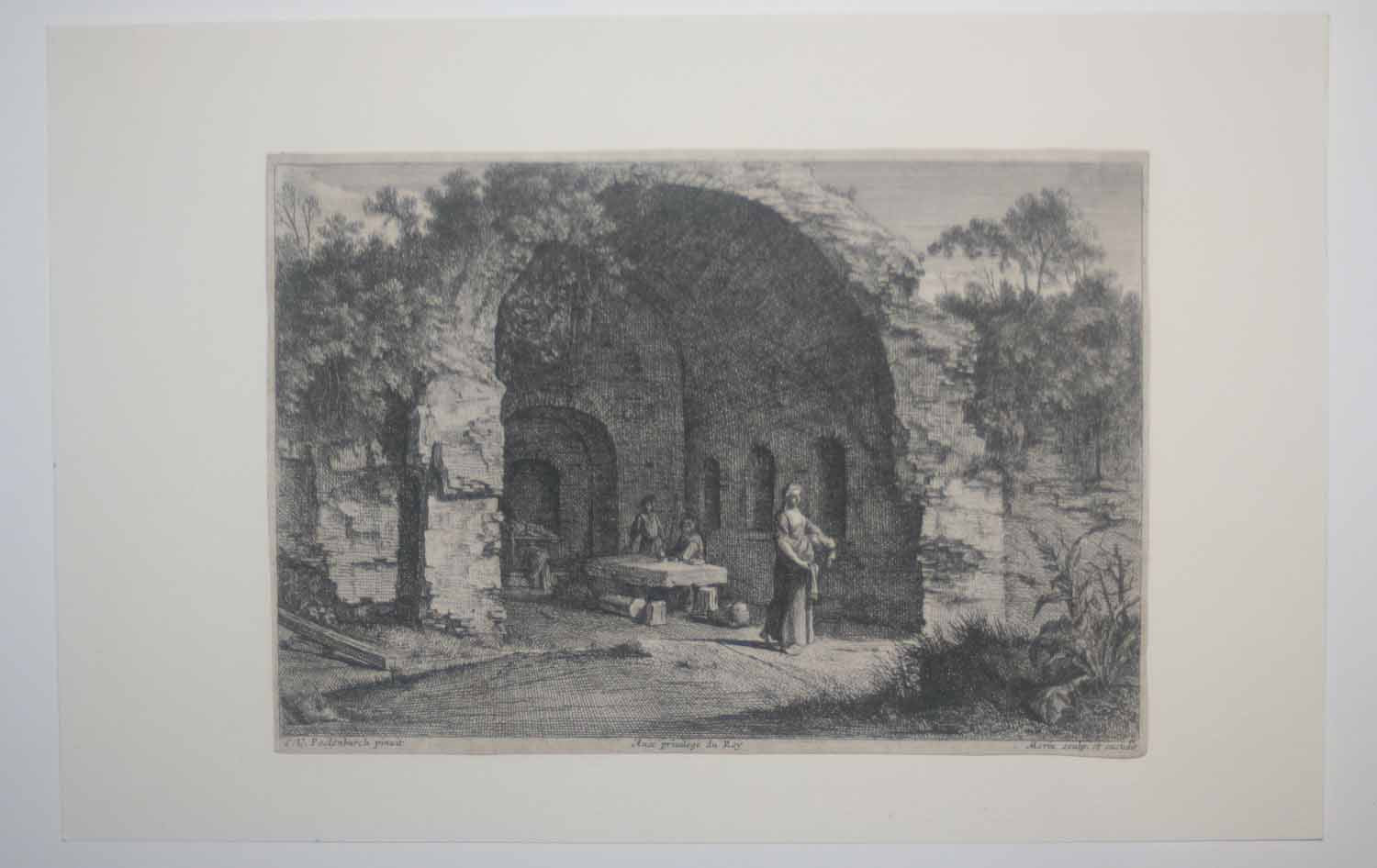 [Trois personnages dans des ruines].