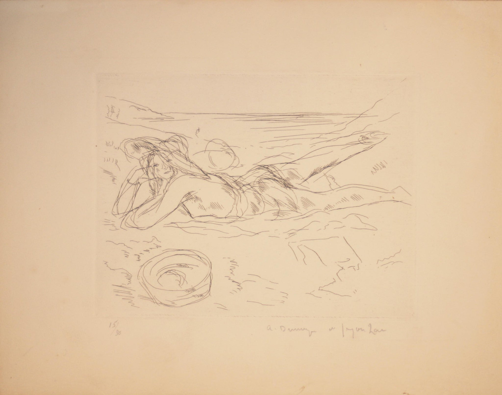 [Jeune femme au chapeau, à la plage].